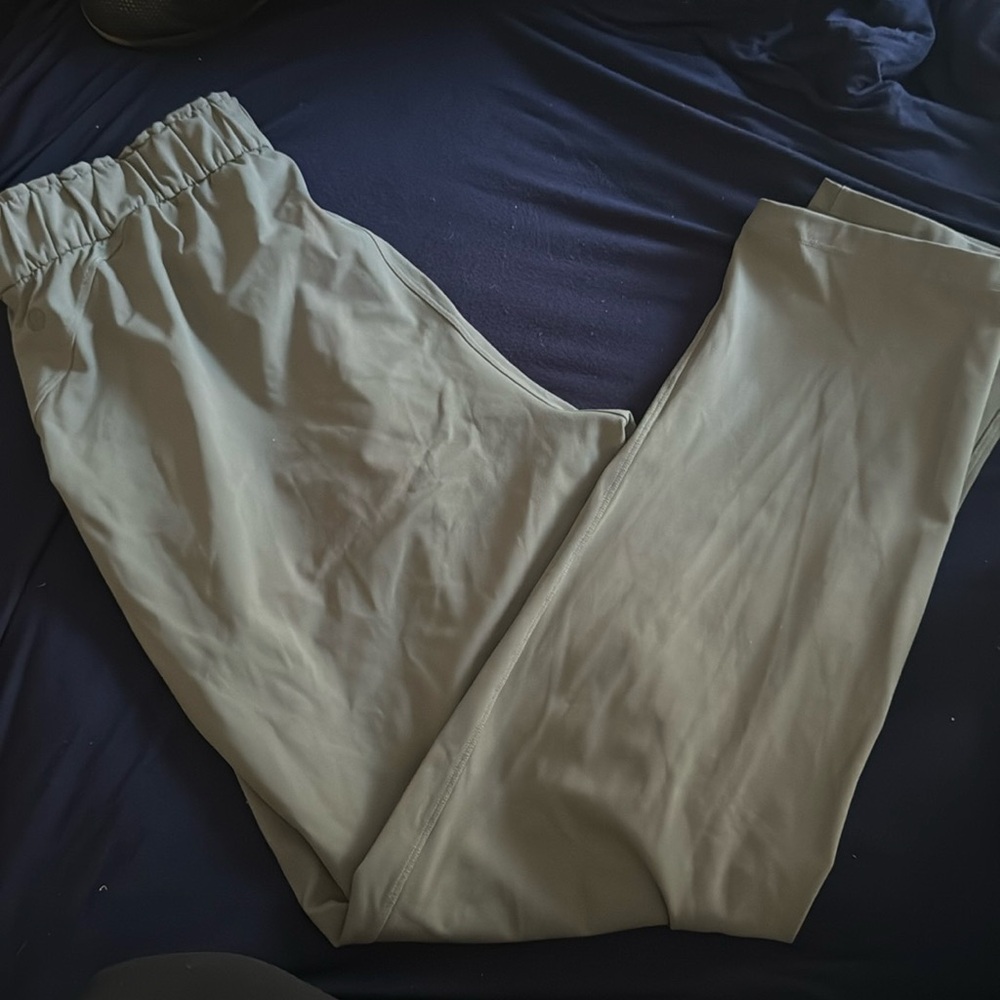 Lululemon Pants 7/8 length high rise GREY SAGE
